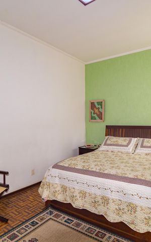Casa à venda com 194m², 3 quartos e 3 vagas Casa à venda com 194m², 3 quartos e 3 vagasQuarto 2