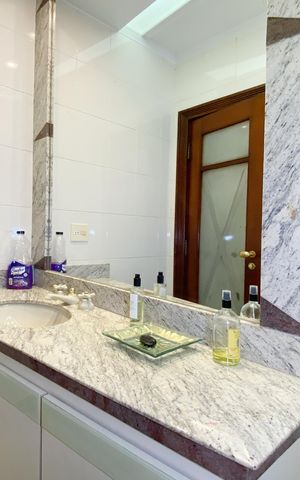 Casa para alugar com 560m², 5 quartos e 4 vagas Casa para alugar com 560m², 5 quartos e 4 vagasBanheiro da Suíte 5