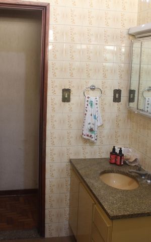 Casa à venda com 403m², 3 quartos e 3 vagasBanheiro