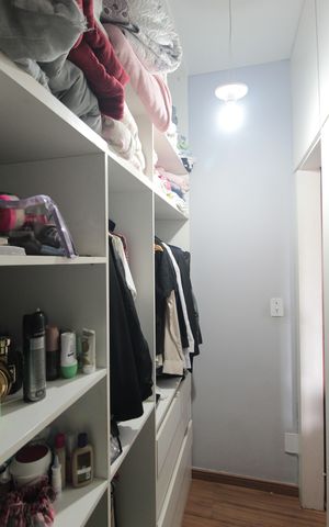 Casa à venda com 239m², 3 quartos e 3 vagasCloset da Suite