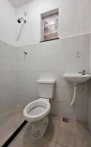 Casa à venda com 241m², 2 quartos e sem vaga Casa à venda com 241m², 2 quartos e sem vagaBanheiro Social