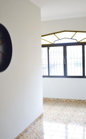 Casa para alugar com 260m², 4 quartos e 4 vagasSala