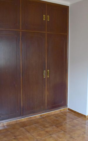 Casa para alugar com 260m², 4 quartos e 4 vagasSuíte