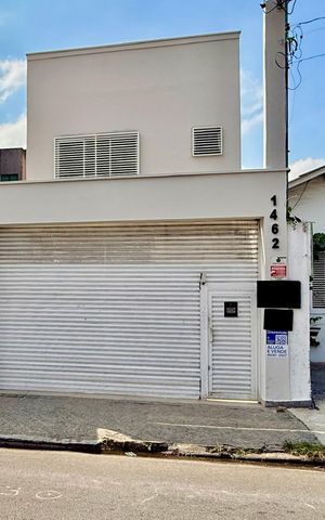 Casa para alugar com 180m², 5 quartos e 2 vagasFachada 