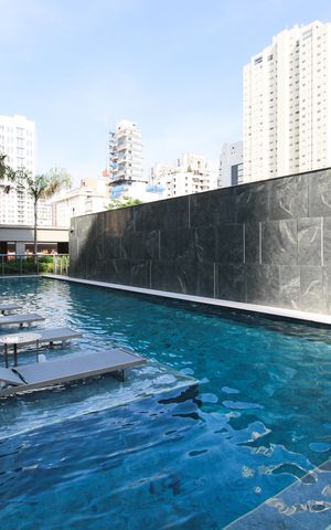Studio à venda com 41m², 1 quarto e sem vaga Studio à venda com 41m², 1 quarto e sem vagaÁrea comum - Piscina