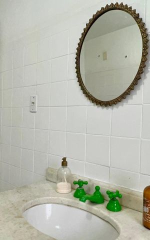 Apartamento à venda com 74m², 3 quartos e sem vagaBanheiro
