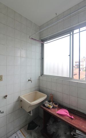Apartamento à venda com 68m², 3 quartos e 1 vagaÁrea de Serviço