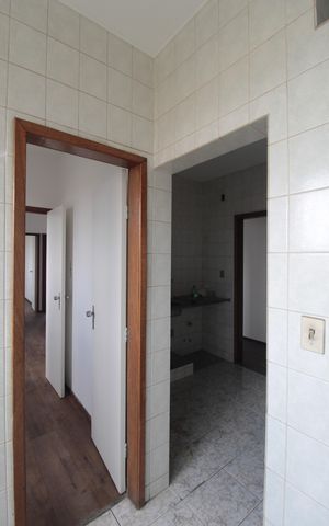 Apartamento à venda com 68m², 3 quartos e 1 vagaÁrea de Serviço