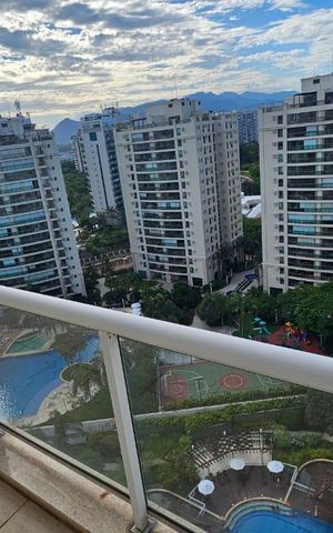 Apartamento à venda com 74m², 2 quartos e 2 vagas Apartamento à venda com 74m², 2 quartos e 2 vagasVaranda