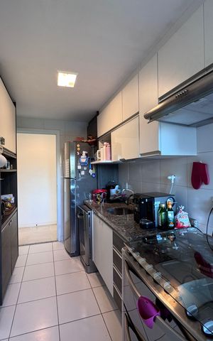 Apartamento à venda com 83m², 3 quartos e 1 vaga Apartamento à venda com 83m², 3 quartos e 1 vagaCozinha e Área de Serviço