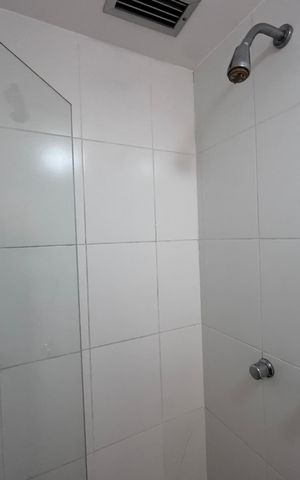 Apartamento à venda com 83m², 3 quartos e 1 vaga Apartamento à venda com 83m², 3 quartos e 1 vagaBanheiro Social