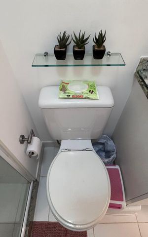 Apartamento à venda com 83m², 3 quartos e 1 vaga Apartamento à venda com 83m², 3 quartos e 1 vagaBanheiro Social