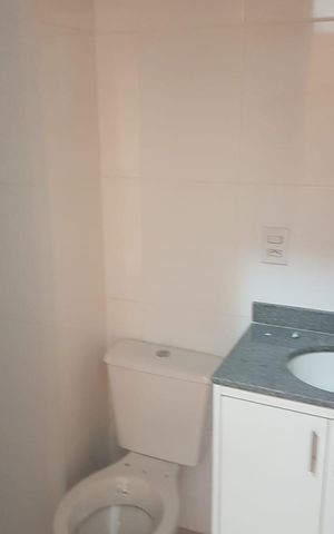 Apartamento à venda com 74m², 3 quartos e 1 vaga Apartamento à venda com 74m², 3 quartos e 1 vagaBanheiro