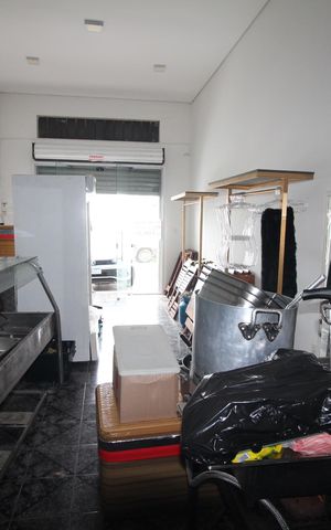 Casa para alugar com 650m², 4 quartos e 4 vagasLoja 2