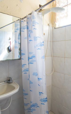 Apartamento à venda com 65m², 3 quartos e sem vaga Apartamento à venda com 65m², 3 quartos e sem vagaBanheiro