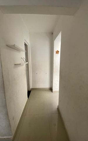 Casa à venda com 85m², 2 quartos e 1 vaga Casa à venda com 85m², 2 quartos e 1 vagaCorredor