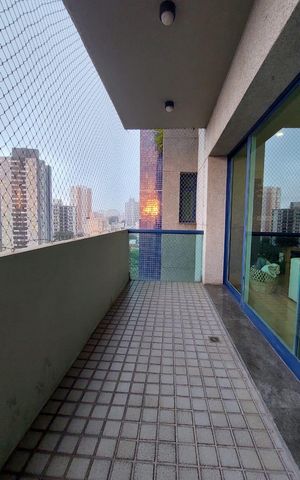 Apartamento à venda com 191m², 4 quartos e 3 vagas