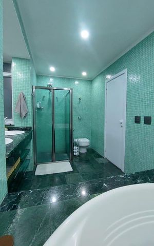 Apartamento à venda com 191m², 4 quartos e 3 vagas