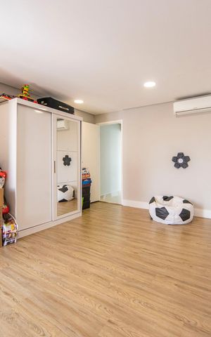 Apartamento à venda com 170m², 3 quartos e 3 vagas Apartamento à venda com 170m², 3 quartos e 3 vagasQuarto 2