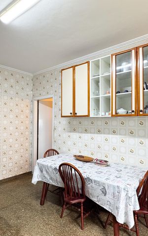 Casa à venda com 223m², 3 quartos e 2 vagasCozinha 