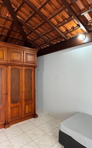 Casa à venda com 223m², 3 quartos e 2 vagasQuarto 2
