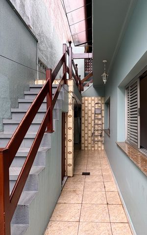Casa à venda com 223m², 3 quartos e 2 vagasQuintal 