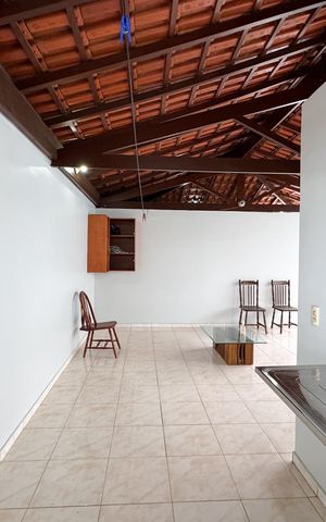 Casa à venda com 223m², 3 quartos e 2 vagasVaranda 