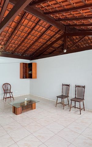 Casa à venda com 223m², 3 quartos e 2 vagasVaranda 