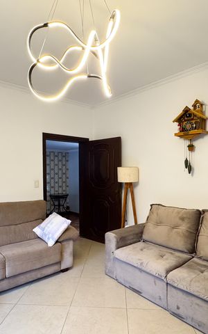 Casa à venda com 223m², 3 quartos e 2 vagasSala 