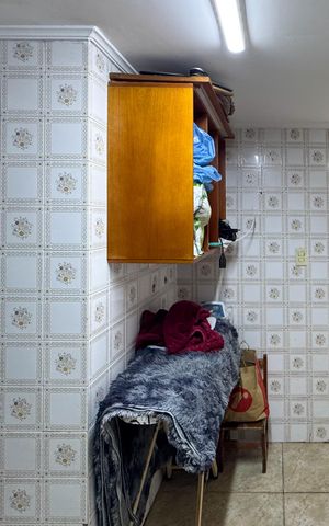 Casa à venda com 223m², 3 quartos e 2 vagasÁrea de Serviço