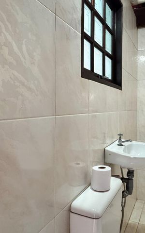 Casa à venda com 223m², 3 quartos e 2 vagasLavabo 