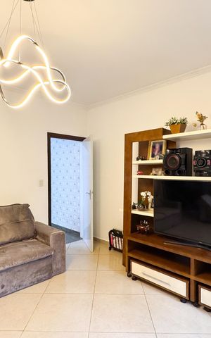 Casa à venda com 223m², 3 quartos e 2 vagasSala