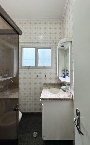 Casa à venda com 223m², 3 quartos e 2 vagasBanheiro Social