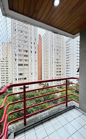 Apartamento à venda com 35m², 1 quarto e 1 vaga Apartamento à venda com 35m², 1 quarto e 1 vagaVaranda