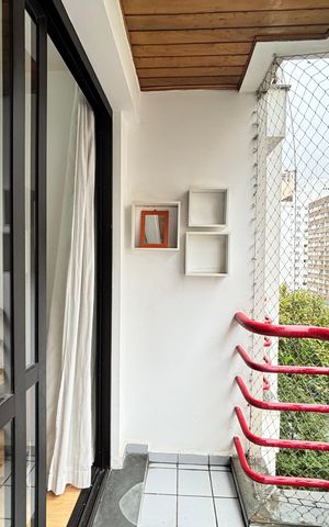 Apartamento à venda com 35m², 1 quarto e 1 vaga Apartamento à venda com 35m², 1 quarto e 1 vagaVaranda