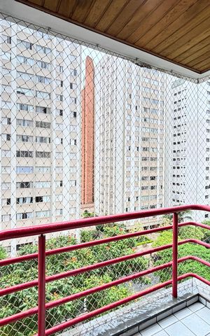 Apartamento à venda com 35m², 1 quarto e 1 vaga Apartamento à venda com 35m², 1 quarto e 1 vagaVaranda