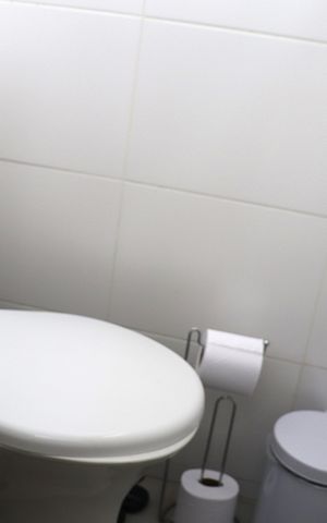 Apartamento à venda com 65m², 2 quartos e 1 vagaBanheiro de Serviço