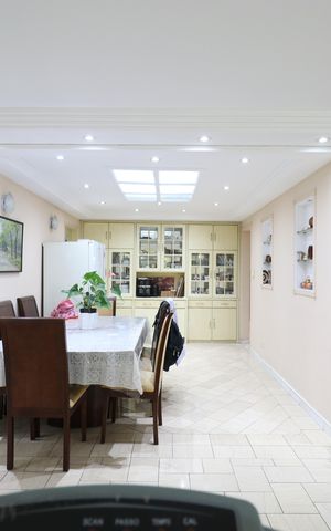 Apartamento à venda com 160m², 3 quartos e 1 vagaSala