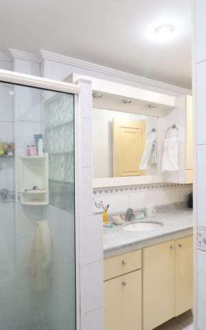 Apartamento à venda com 160m², 3 quartos e 1 vagaBanheiro Social 