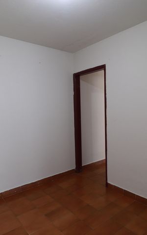 Casa para alugar com 170m², 1 quarto e 6 vagasSala