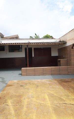 Casa para alugar com 170m², 1 quarto e 6 vagasQuintal 