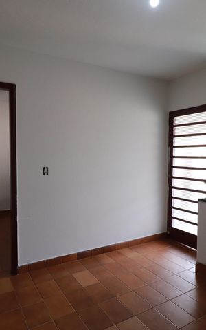 Casa para alugar com 170m², 1 quarto e 6 vagasCozinha 