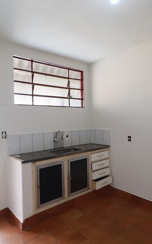 Casa para alugar com 170m², 1 quarto e 6 vagasCozinha 