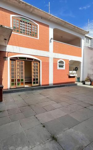 Casa à venda com 272m², 4 quartos e 3 vagasQuintal 