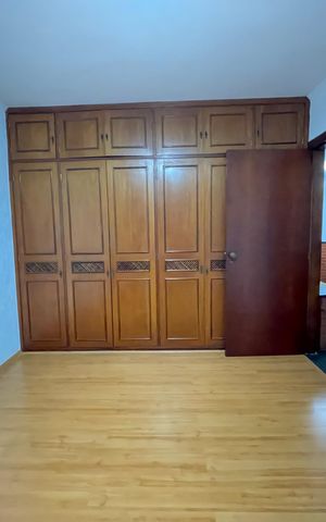 Casa à venda com 272m², 4 quartos e 3 vagasQuarto 1
