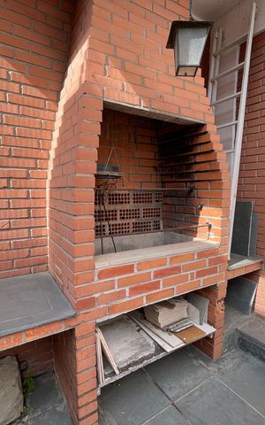 Casa à venda com 272m², 4 quartos e 3 vagasChurrasqueira 