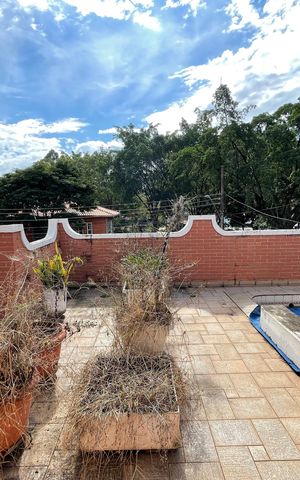 Casa à venda com 272m², 4 quartos e 3 vagasQuarto 2