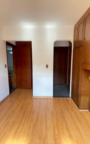 Casa à venda com 272m², 4 quartos e 3 vagasQuarto 2