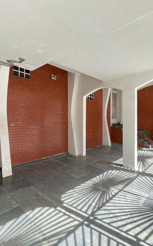 Casa à venda com 272m², 4 quartos e 3 vagasGaragem 