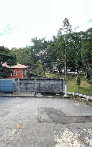 Casa à venda com 272m², 4 quartos e 3 vagasVista